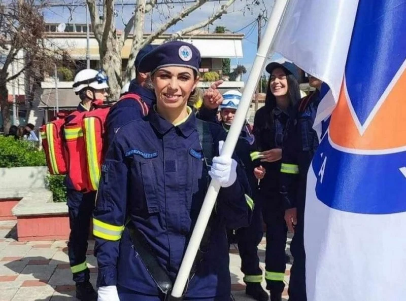 Το κοριτσάκι βγήκε μελανιασμένο