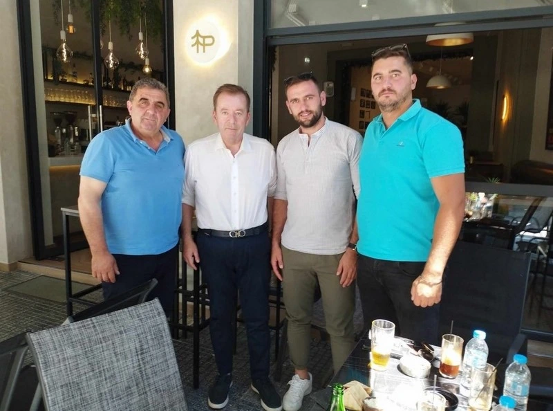 Κόκκαλης με κτηνοτρόφους: "Στήριξη για απώλεια ζωικού κεφαλαίου, επιδότηση στις ζωοτροφές, διαφάνεια στην έρευνα πανώλης"
