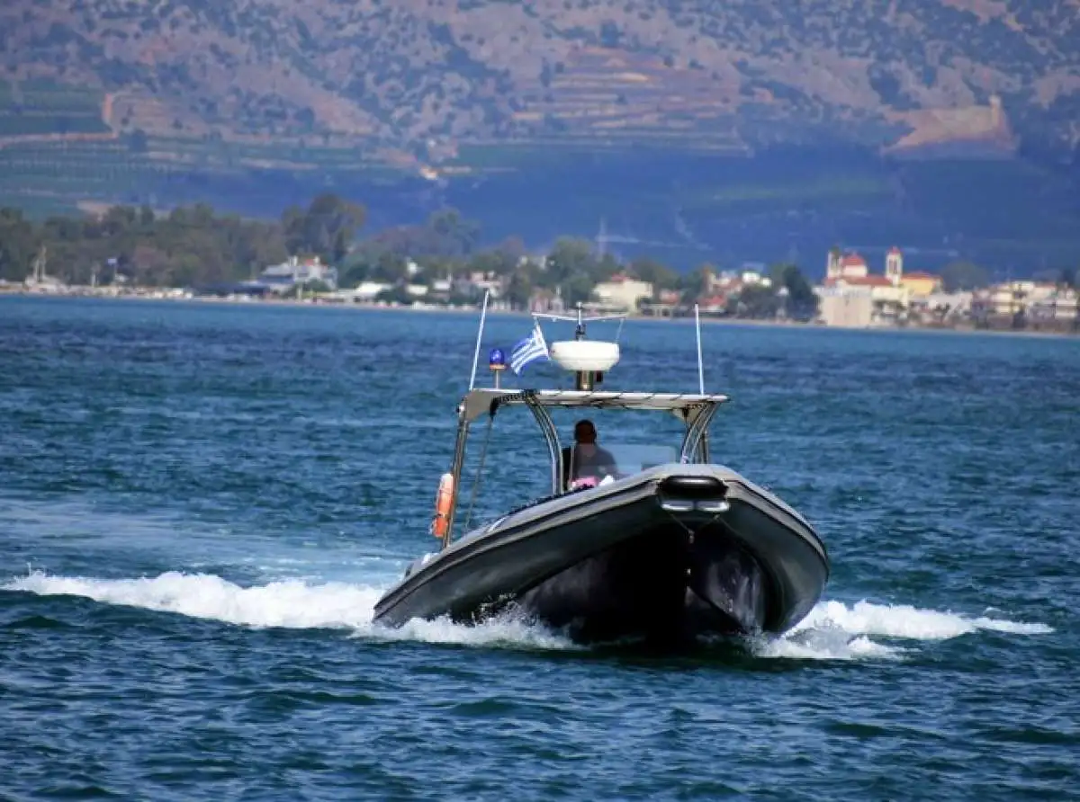 Αποκαταστάθηκε η βλάβη στο πηδάλιο τουριστικού σκάφους με 173 επιβάτες -Πλέει προς Ζάκυνθο