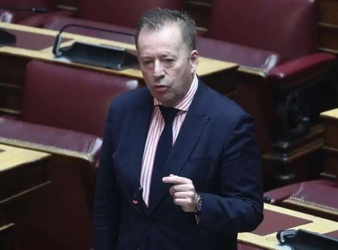 Κόκκαλης σε Τσιάρα: "Καταρρέει η Τράπεζα Γενετικού Υλικού, η πολύτιμη κιβωτός των σπόρων της Ελληνικής γεωργίας"