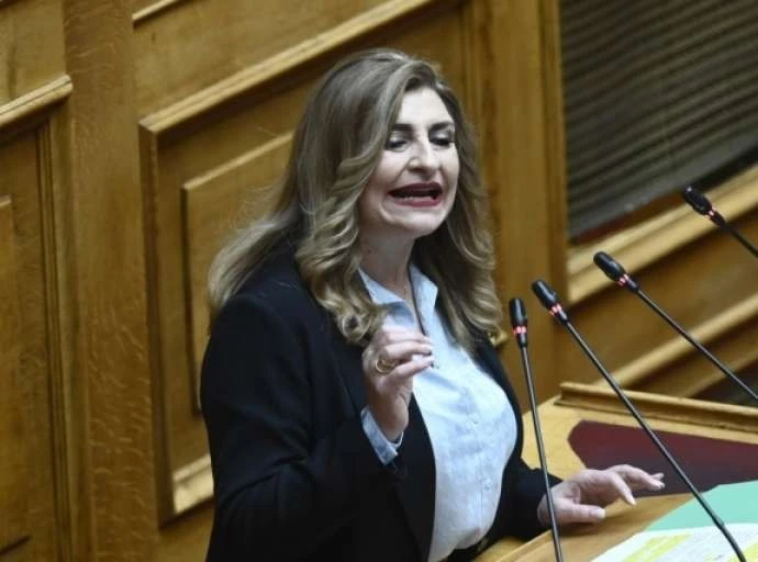Λιακούλη: "Είναι θωρακισμένος ο ν.Λάρισας από τον ιό του Δυτικού Νείλου";