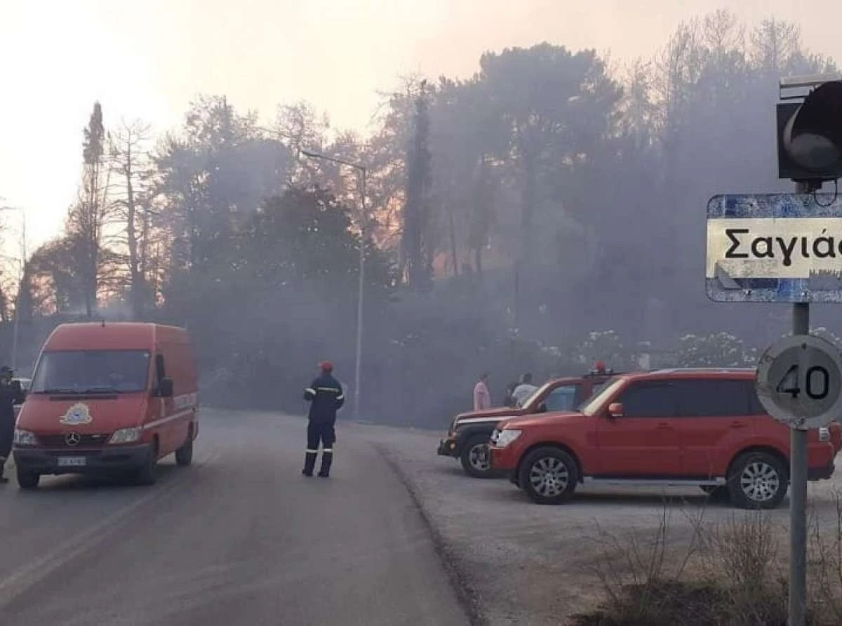 Βελτιωμένη η κατάσταση στη Σαγιάδα, υπό έλεγχο στον Παρακάλαμο, εστία και στο Ανήλιο