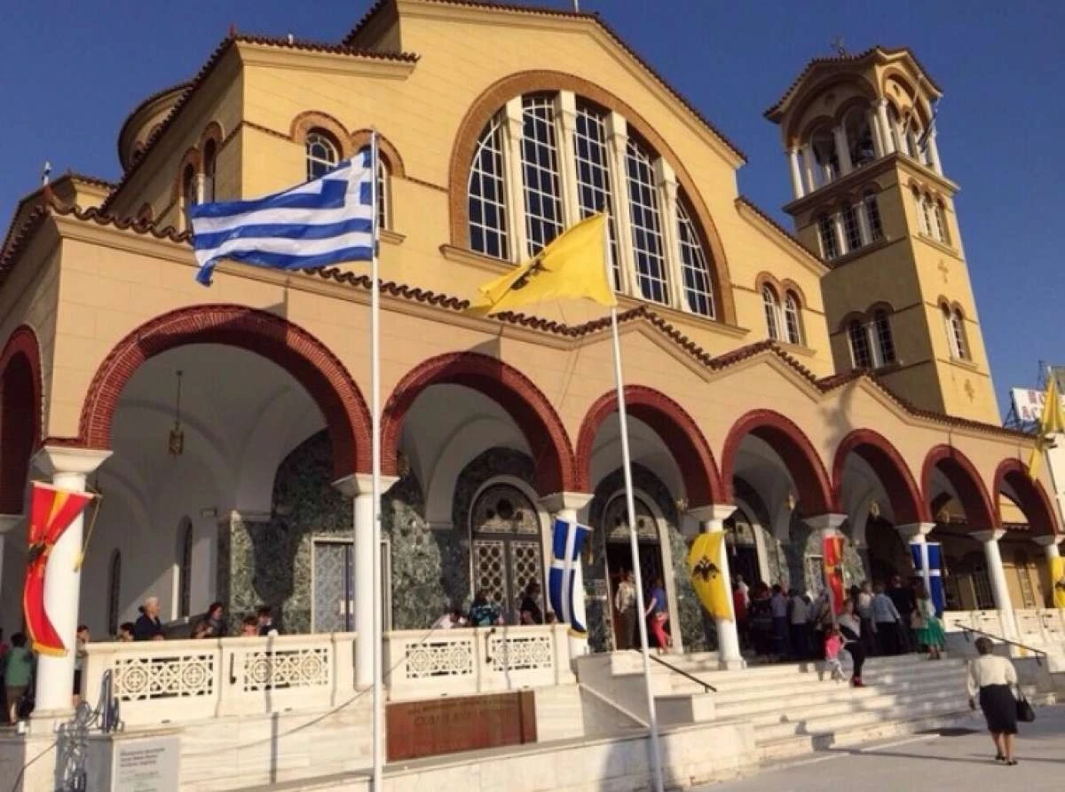 Αγρυπνία για τα προεόρτια της εορτής της Κοιμήσεως της Παναγίας στον Άγιο Αχίλλιο