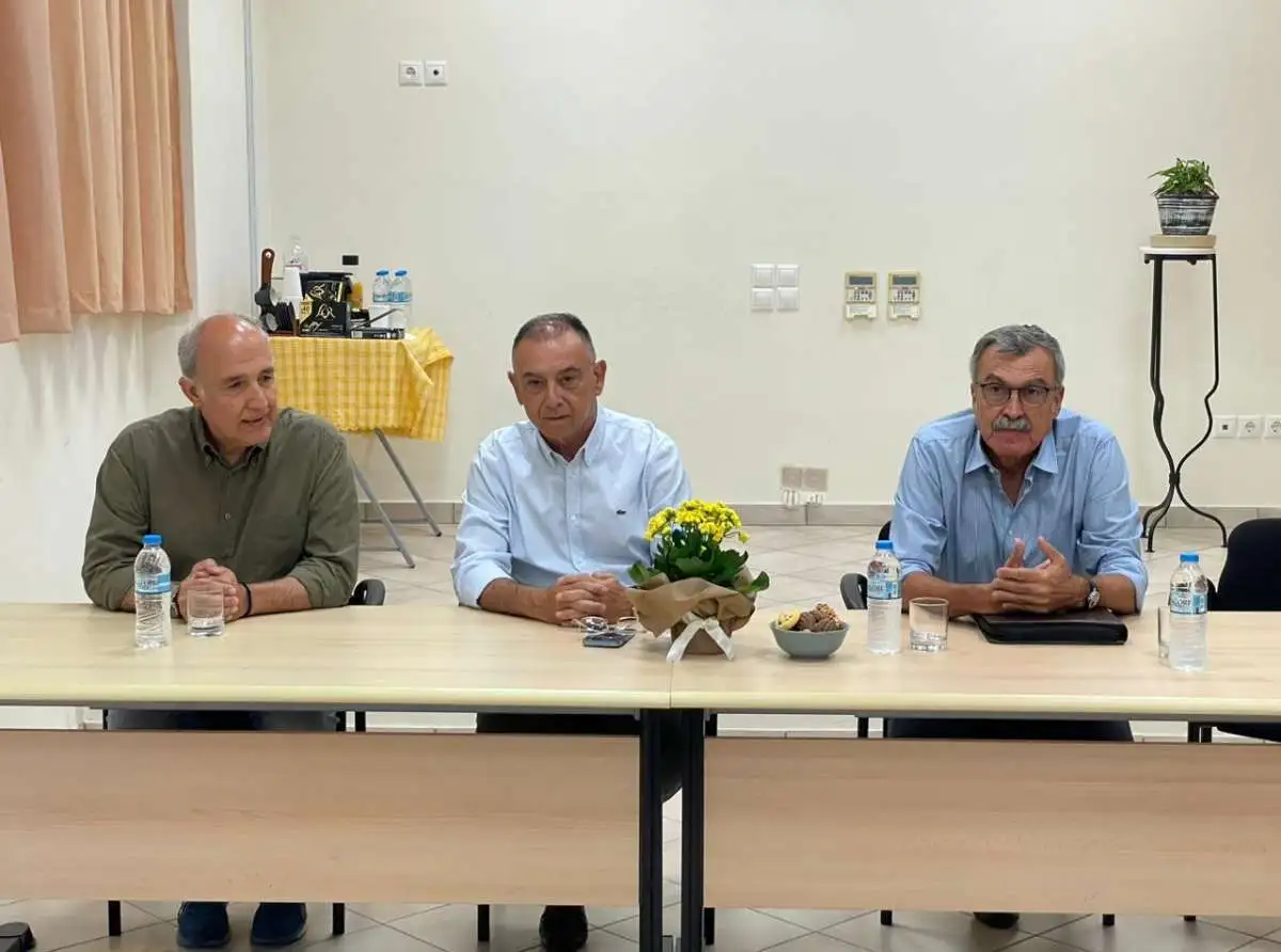 Επίσκεψη Κέλλα στα Κτηνιατρικά Εργαστήρια του ΥΠΑΑΤ