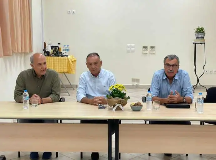 Επίσκεψη Κέλλα στα Κτηνιατρικά Εργαστήρια του ΥΠΑΑΤ