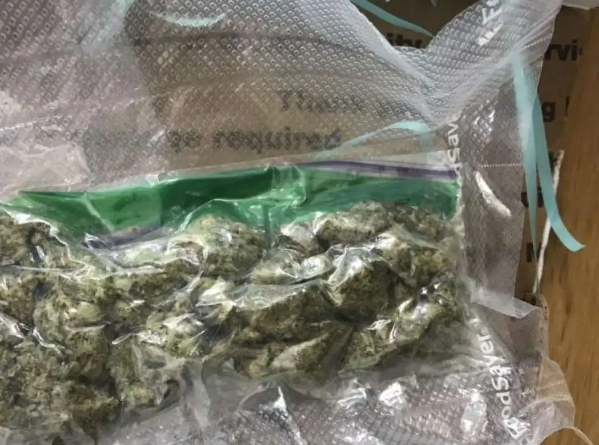 Συνελήφθη στο Βόλο με τρεις συσκευασίες κάνναβης