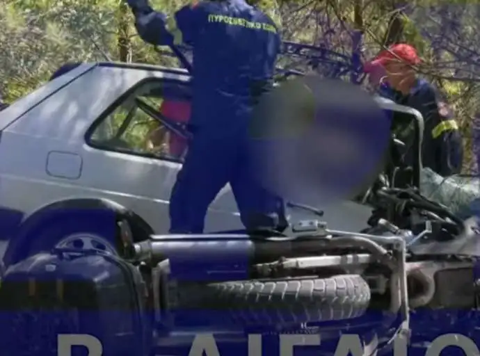 Σοβαρό τροχαίο στη Λέσβο: Ένας νεκρός και δύο τραυματίες από σύγκρουση μηχανής με ΙΧ – Ο κρότος ακούστηκε σε απόσταση
