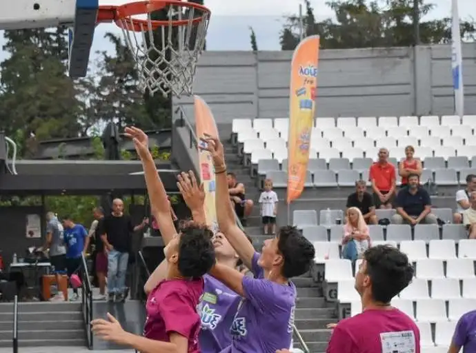 Aυλαία απόψε στο εντυπωσιακό LOUX GNC 3on3 by ΚΗΠΟΘΕΑΤΡΟ - Eυχαριστίες για Delopoulos Trans &amp; Sport Travel (VIDEO &amp; ΦΩΤΟ) 