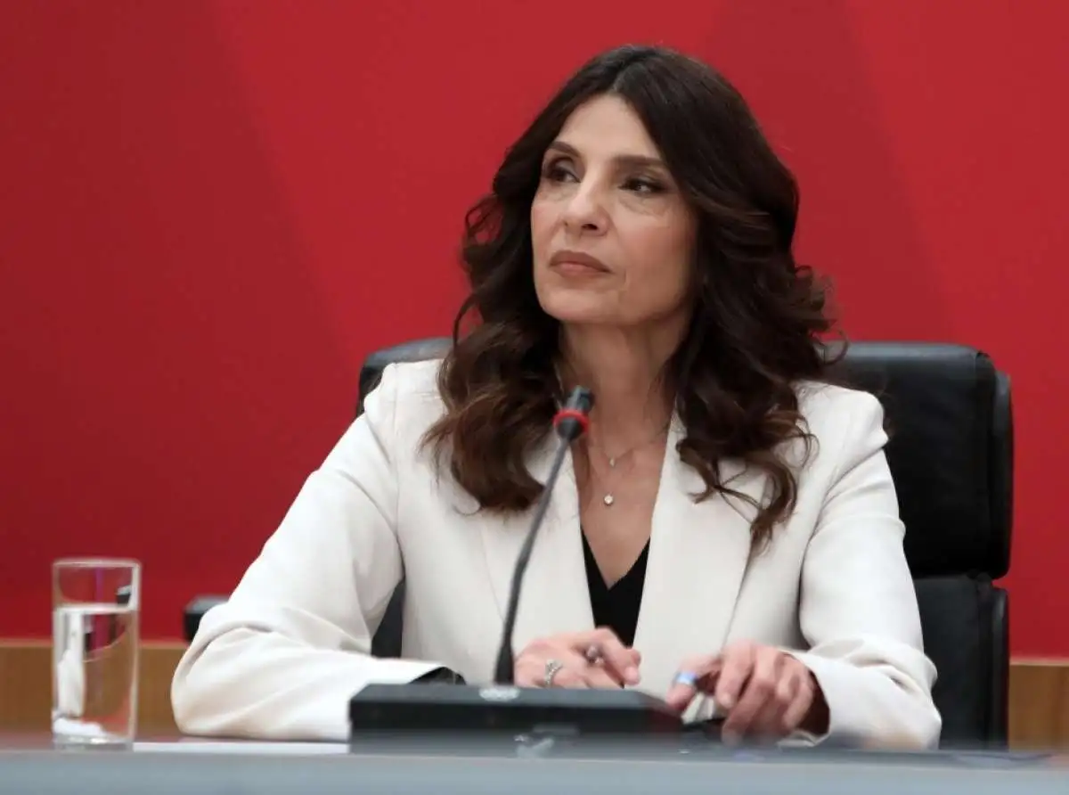 Η Π.Τσαπανίδου δέχθηκε την έδρα