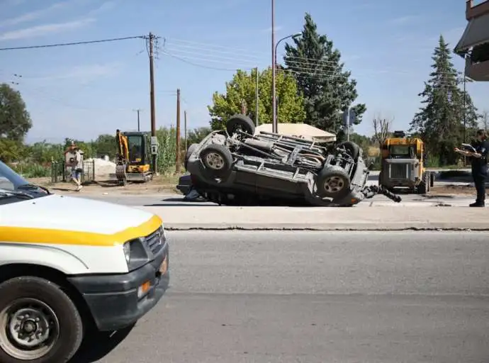 Τούμπαρε αυτοκίνητο στην οδό Ιωαννίνων!!!