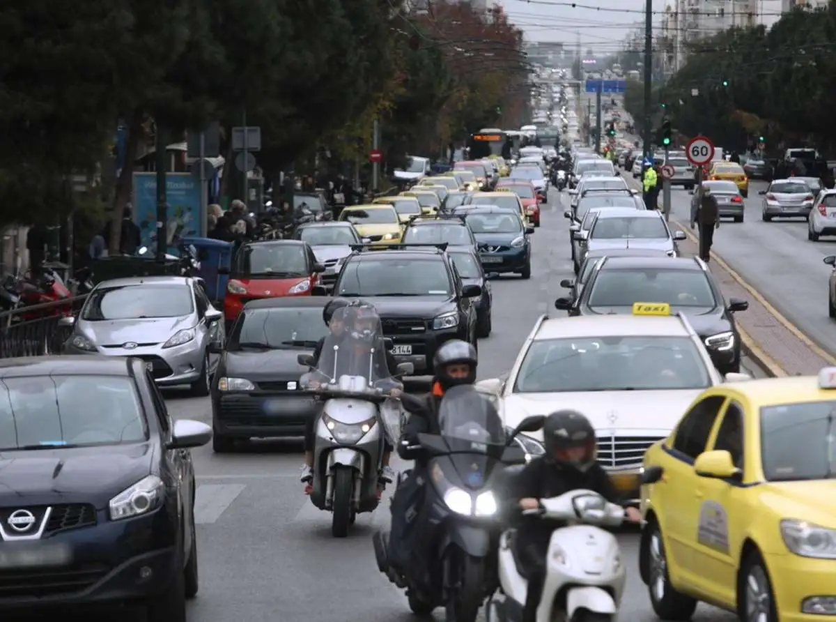 Μέσα στον Σεπτέμβριο ξεκινάνε οι έλεγχοι στα ΙΧ για ΚΤΕΟ, τέλη κυκλοφορίας και ασφάλιση – Τα πρόστιμα