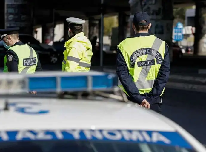 Θεσσαλονίκη: Οδηγός παρέσυρε και τραυμάτισε τροχονόμο επειδή δεν τον άφησε να περάσει λόγω ΔΕΘ