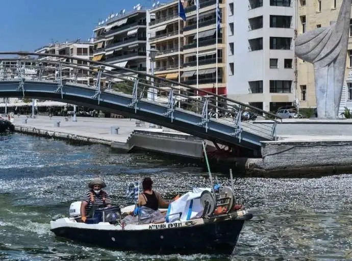 Βόλος: Επιτρέπεται και πάλι το κολύμπι σε παραλίες - Πεντακάθαρα νερά έδειξαν οι αναλύσεις