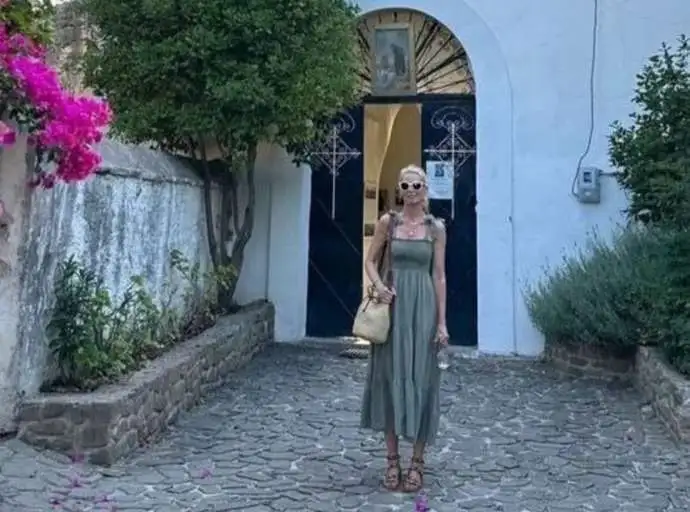 Μεσσηνία: Η Κλόντια Σίφερ στην Κορώνη - Eιδήσεις από την κοσμική ζωή και τη σοουμπιζ
