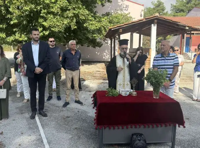 Αγιασμοί παρουσία Τσικριτσή στον Τύρναβο (VIDEO &amp; ΦΩΤΟ)