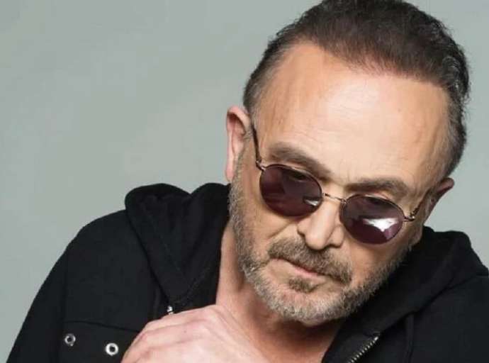 Σταμάτης Γονίδης: «O Χριστός δεν είπε ποτέ ψέματα – Kάνω προσευχή με το κομποσκοίνι για όλους όσους αγαπώ»
