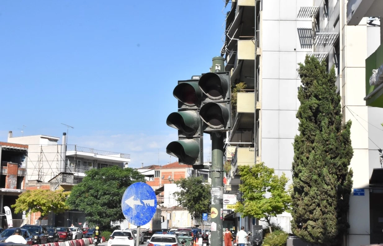 Προσοχή!!! Προσωρινή διακοπή λειτουργίας φωτεινών σηματοδοτών στην οδό Ιωαννίνων λόγω εργασιών 