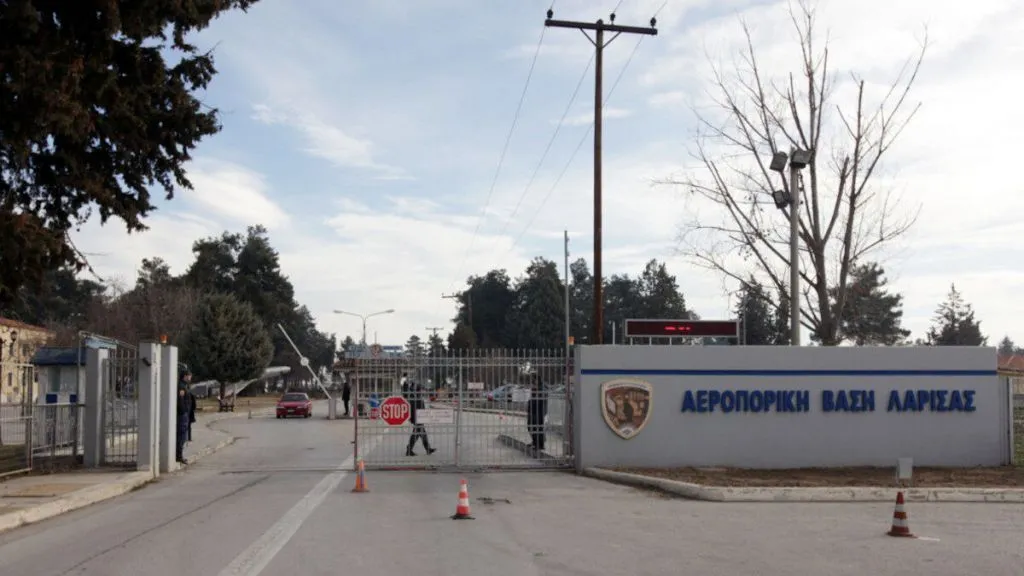 Σε κατάσταση αυξημένης επιφυλακής Λάρισα και Σούδα μετά τις ιρανικές απειλές κατά αμερικανικών βάσεων