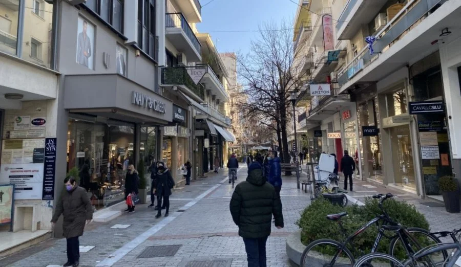 Ανοιχτά σήμερα τα καταστήματα – Τι ισχύει με το ωράριο