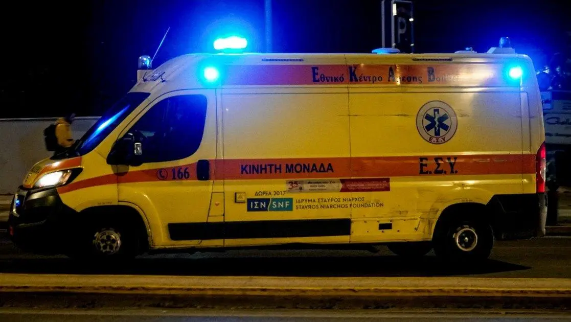 Λάρισα: Πεζός παρασύρθηκε λίγο μετά τα μεσάνυχτα