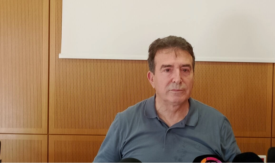 Χρυσοχοΐδης από Λάρισα: Αύξηση συλλήψεων ανηλίκων και εμπλεκομένων σε περιστατικά ενδοοικογενειακής βίας στη Θεσσαλία