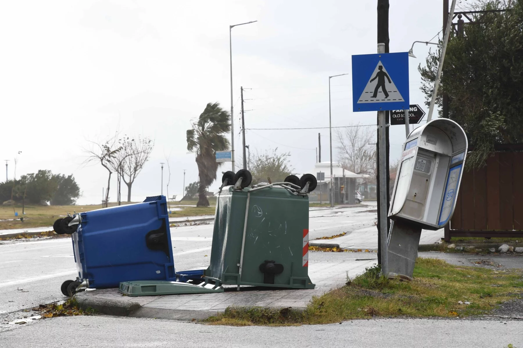Σε επιφυλακή ως το ξημέρωμα της Τρίτης η Ανατολική Θεσσαλία
