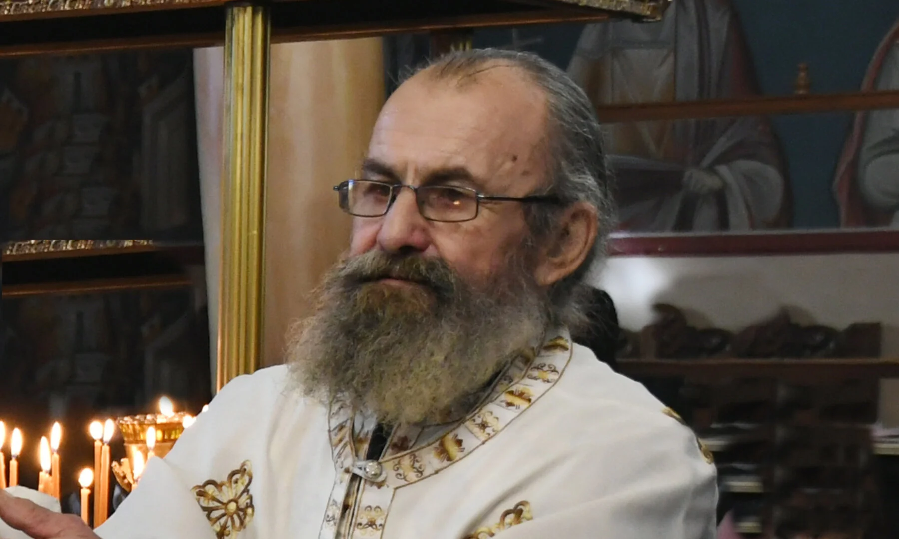 Πενθεί το Μεγαλόβρυσο τον 60χρονο ιερέα του... που βρέθηκε νεκρός!