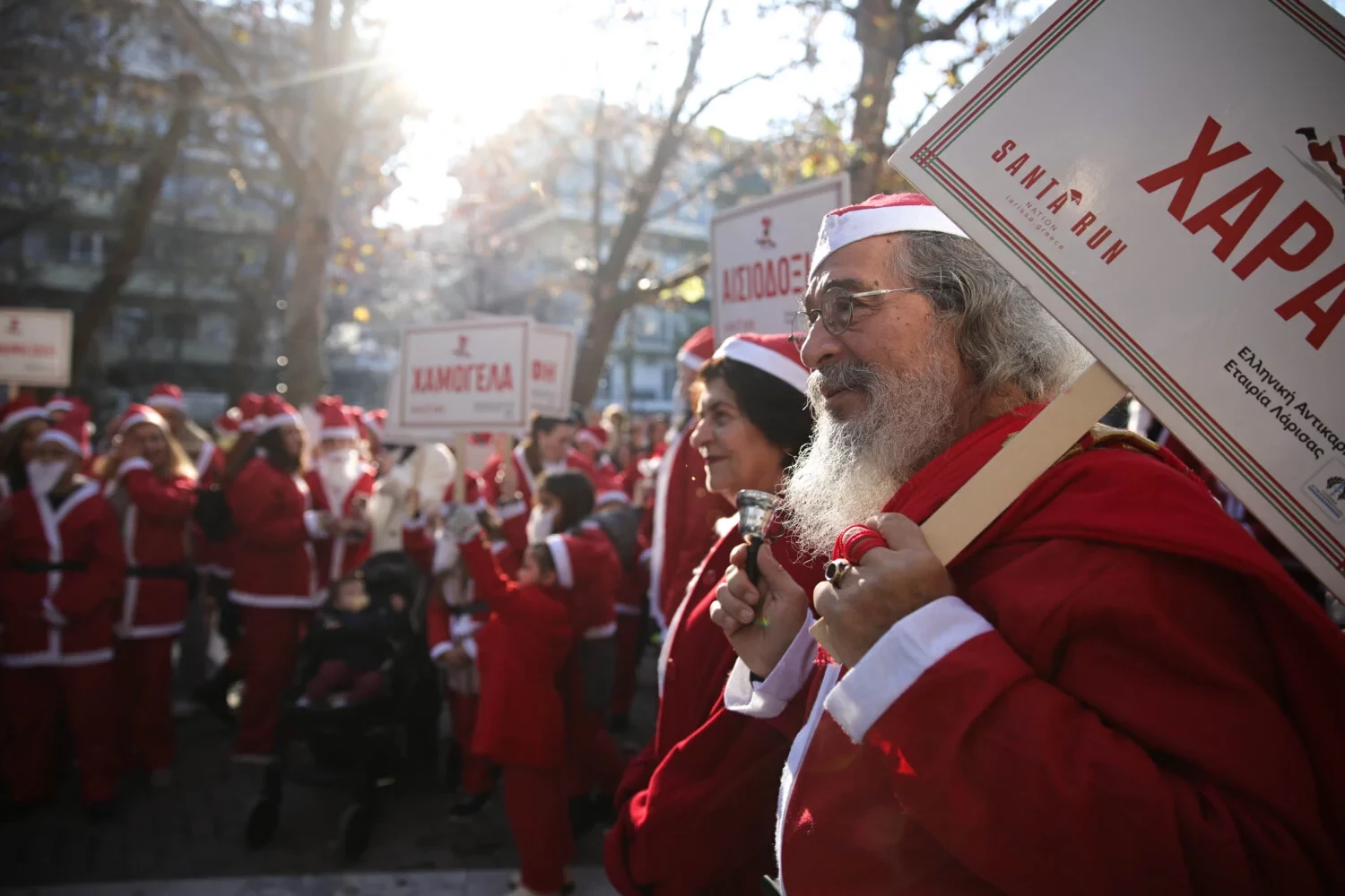 Δεν έτυχε... πέτυχε το 3ο Santa Walk της Λάρισας (VIDEO &amp; ΦΩΤΟ)