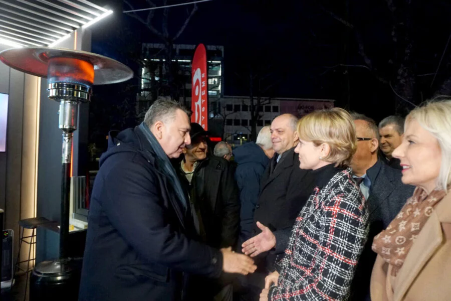 Η EXALCO χορηγός στην υπαίθρια έκθεση «Εξοικονομώ- Αυτονομώ» στην κεντρική πλατεία Λάρισας