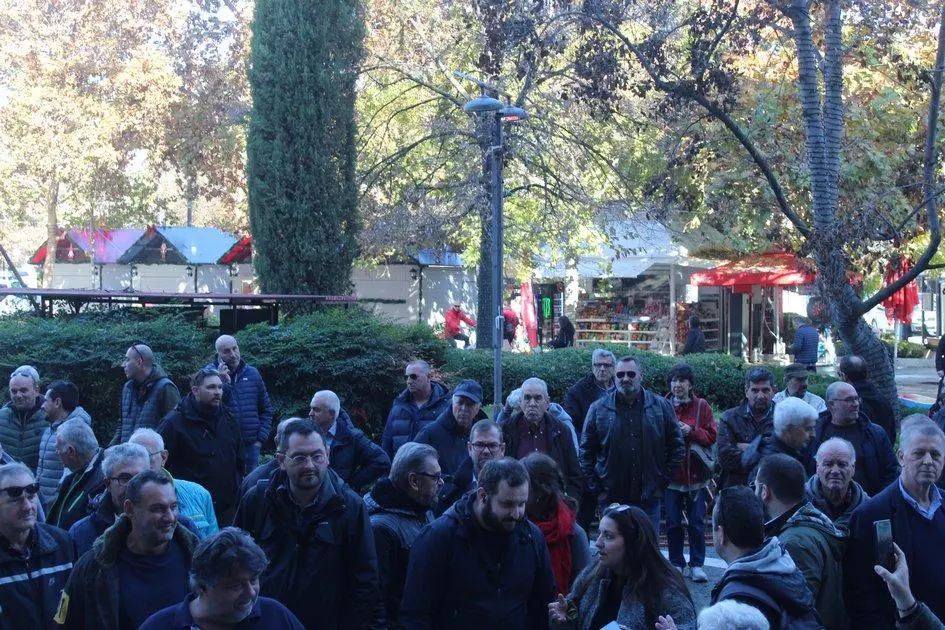 Συγκέντρωση αγροτών στο Δικαστικό Μέγαρο (ΦΩΤΟ - ΒΙΝΤΕΟ)