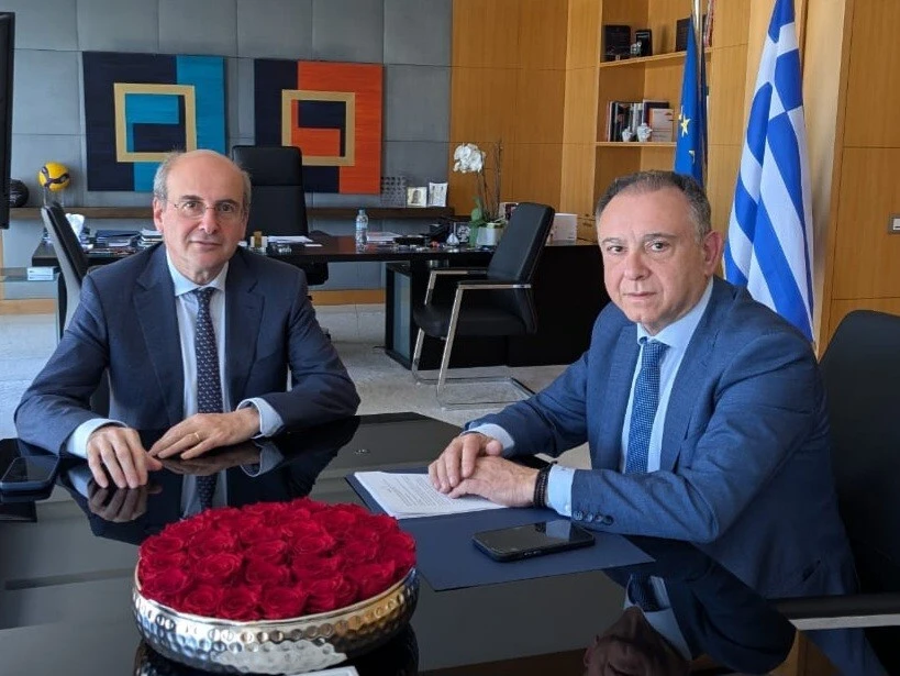 Στο τραπέζι τα προβλήματα αγροτών και κτηνοτρόφων στη συνάντηση Κέλλα – Χατζηδάκη