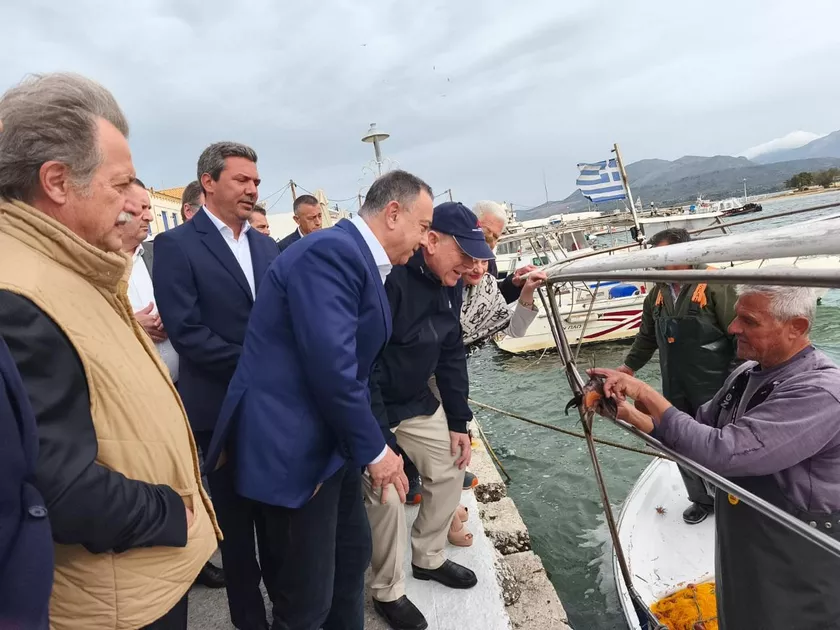 Αστυνομικοί της ΓΕ.Π.Α.Δ. Θεσσαλίας τίμησαν και τις φετινές εκδηλώσεις μνήμης «ΚΑΥΚΑΚΕΙΑ 2025» (ΦΩΤΟ)