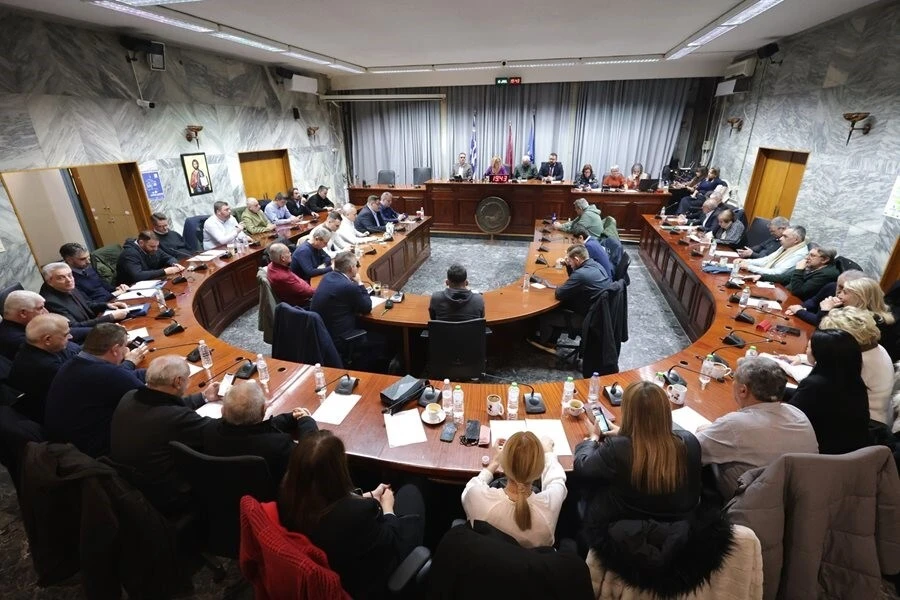 Ομόφωνη αντίθεση του Δ.Σ. στην κατάργηση των Σχολικών Επιτροπών
