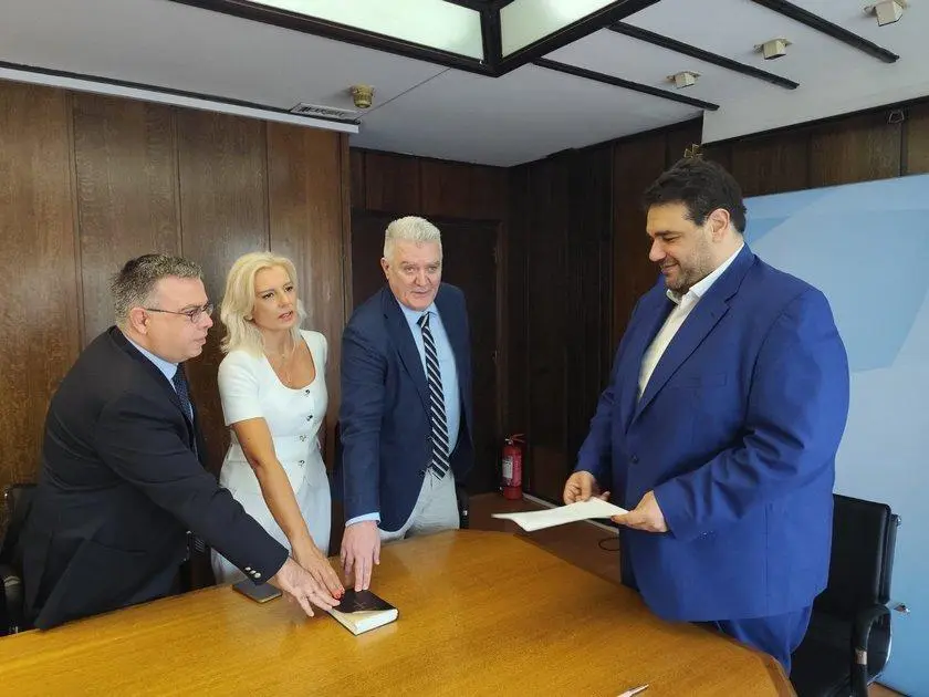 Ανάληψη καθηκόντων στην Αποκεντρωμένη για την Ρένα Καραλαριώτου