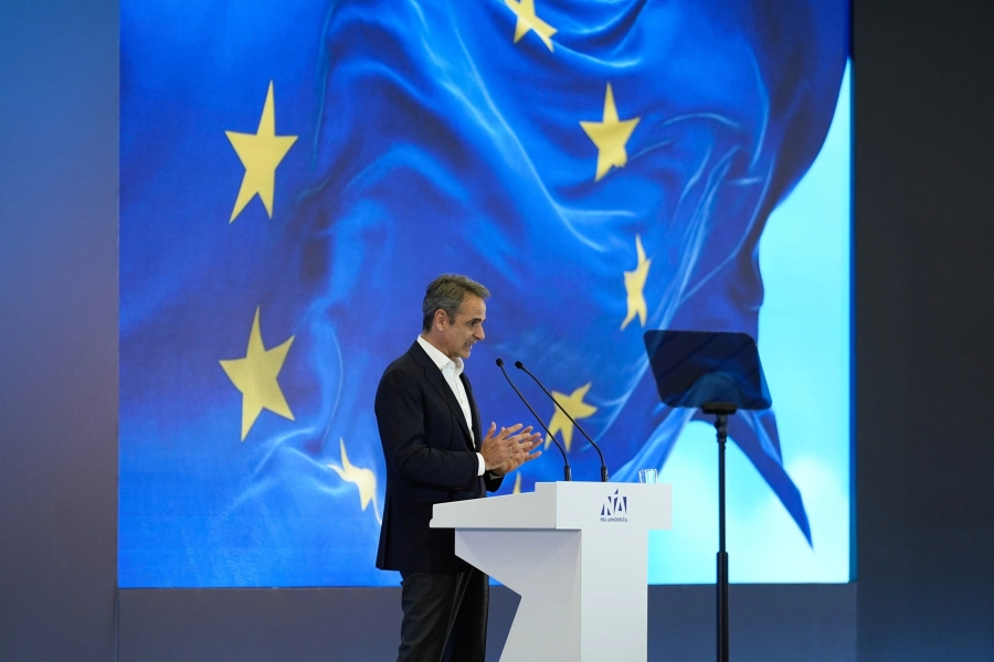 Η ΝΔ μπαίνει σε προεκλογικούς ρυθμούς - Το σύνθημα στο συνέδριο