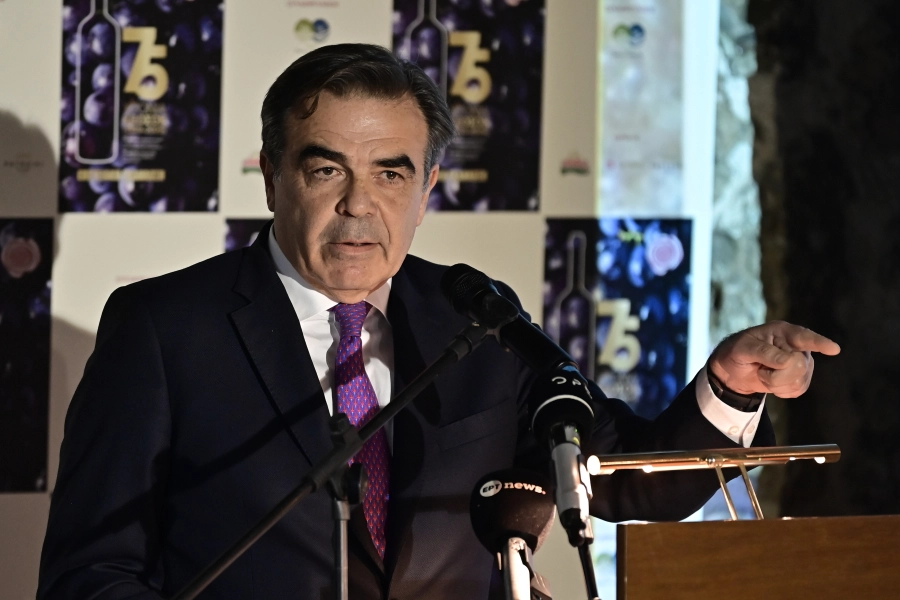 Πρόγραμμα 16 εκατ. ευρώ για την αλιεία ανακοίνωσε από την Ιχθυόσκαλα ο Μ. Σχοινάς