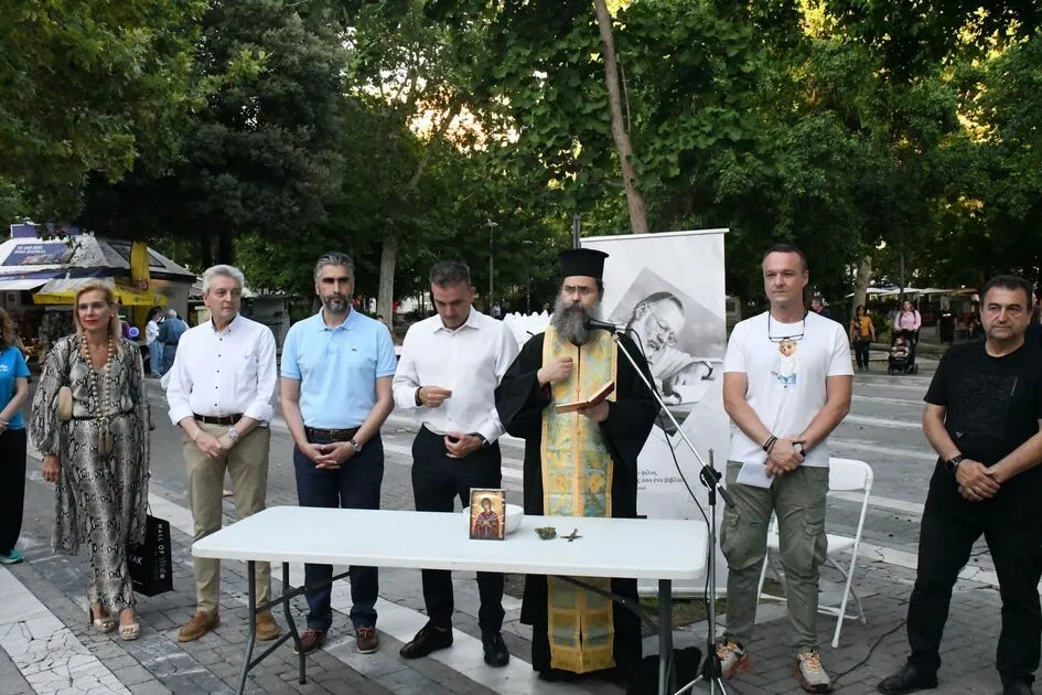 Εγκαινιάστηκε η 25η Έκθεση Βιβλίων στην Πλατεία Ταχυδρομείου - Θ.Μαμάκος: «Ένας από τους μακροβιότερους θεσμούς, το βιβλίο είναι καταφύγιο σκέψης»