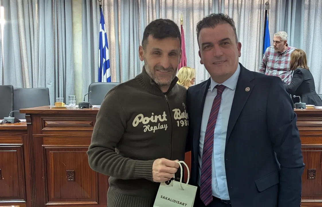 Δ.Λαρισαίων: Εξωστρέφεια με όχημα τη νεολαία και αλληλεγγύη, οι στόχοι για τη Λάρισα του 2025 