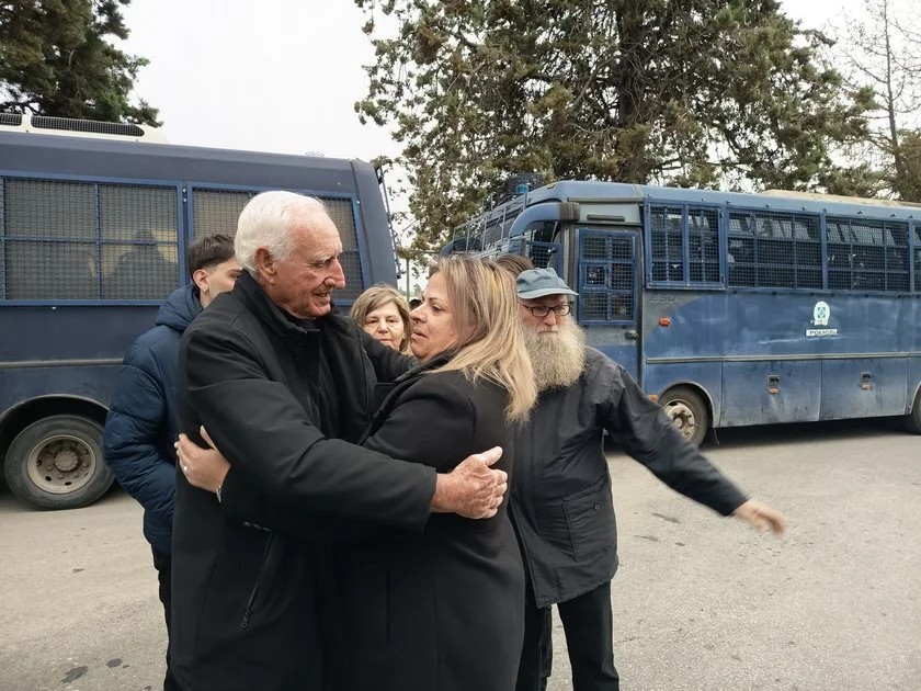 Τέμπη: Ξεκίνησε η δίκη με τις πρώτες δηλώσεις συγγενών για δικαίωση (ΦΩΤΟ - ΒΙΝΤΕΟ)