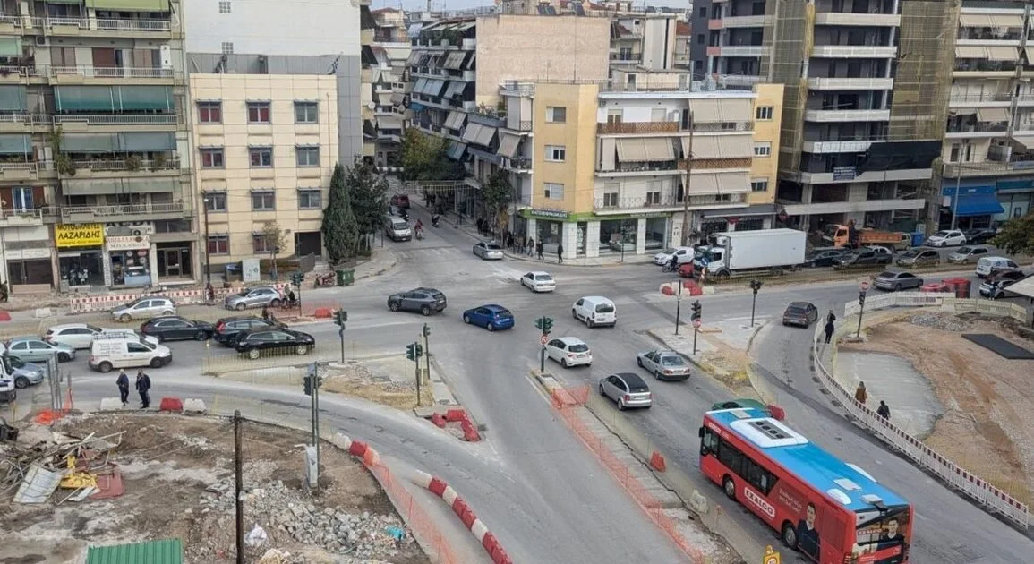 Νέες εργασίες για τον κυκλικό κόμβο Φαρσάλων-Πολυτεχνείου-Παναγούλη από τον Δήμο Λαρισαίων