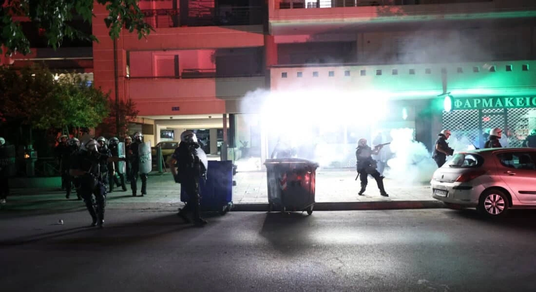 Νύχτα έντασης μετά το συλλαλητήριο της ΑΕΛ – Στο στόχαστρο η οικία του Αχιλλέα Νταβέλη