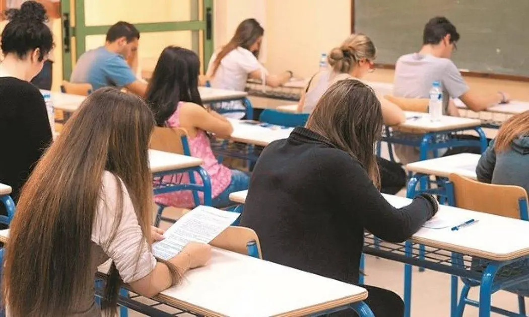 Λύκειο: Νέο πλαίσιο για τις προαγωγικές και απολυτήριες εξετάσεις