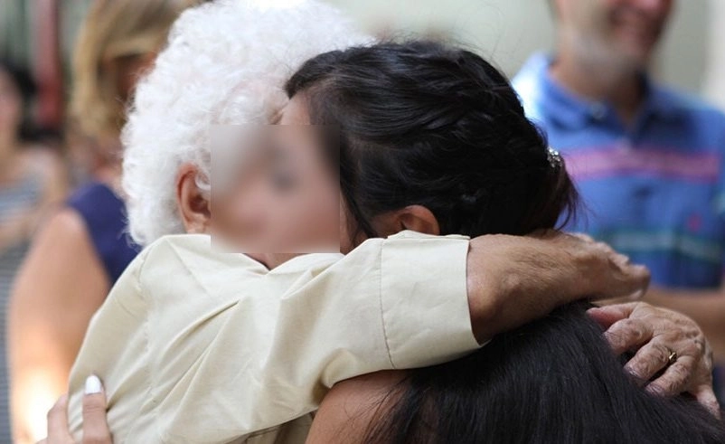 Δικογραφία σε βάρος ζευγαριού για... κλοπή με "εναγκαλισμό" στη Λάρισα