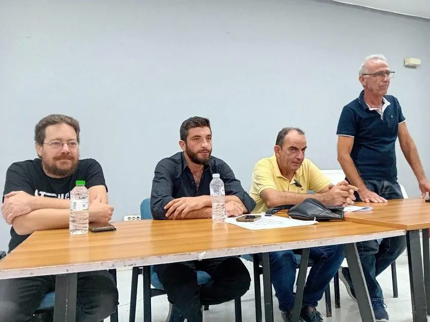 Μαρσάρουν τα τρακτέρ οι Θεσσαλοί αγρότες