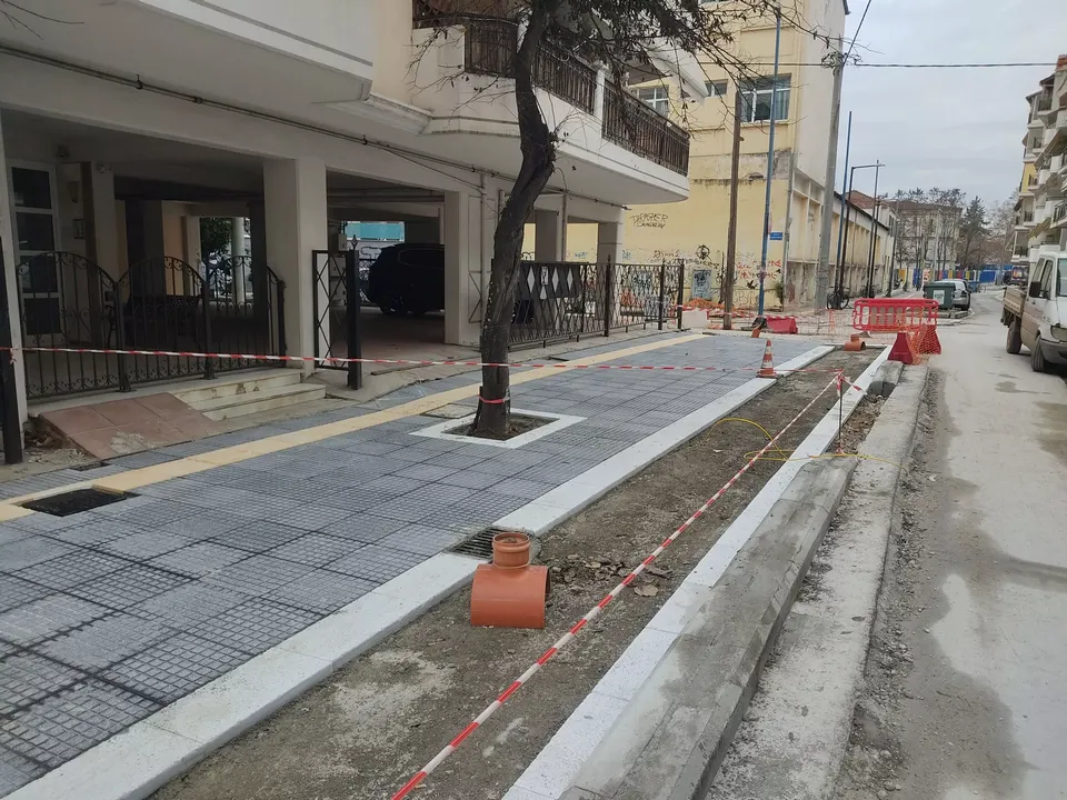 Σε νέο τμήμα τα έργα της οδού Αιόλου (ΣΧΕΔΙΑΓΡΑΜΜΑΤΑ)