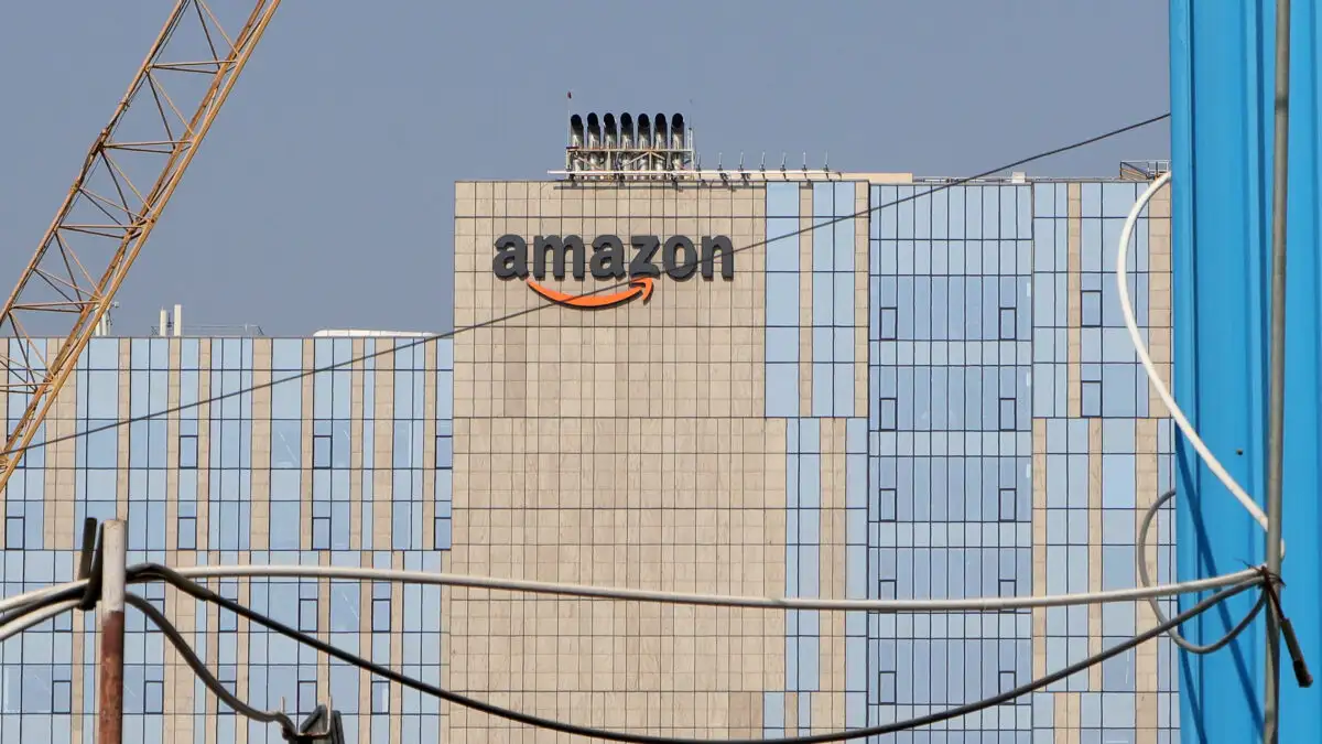 Η Amazon επενδύει σε έργα ανανεώσιμης ενέργειας και στη Θεσσαλία