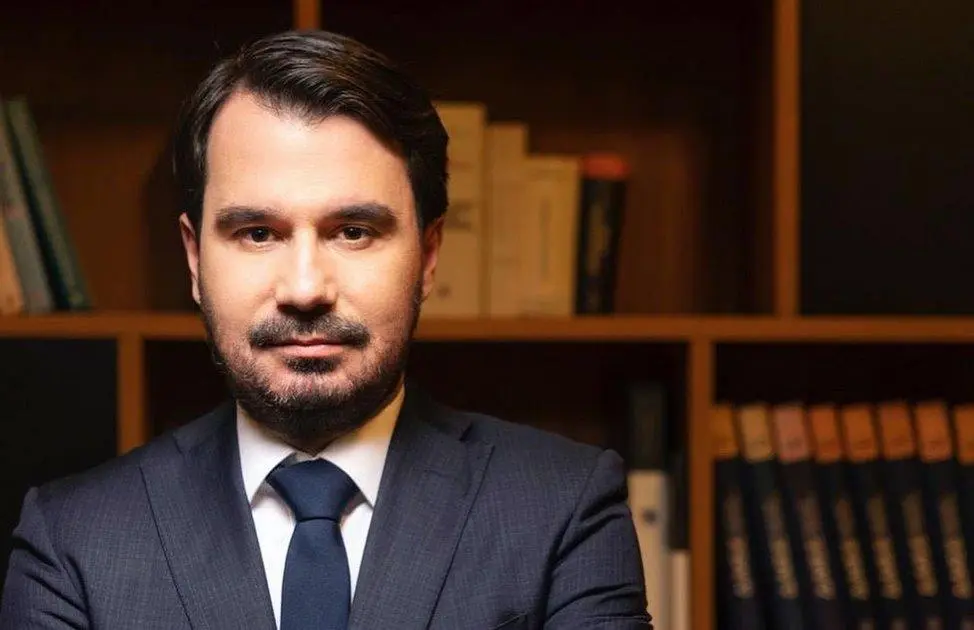 Ο Ανδρέας Παπαμιμίκος στο πρωθυπουργικό γραφείο!