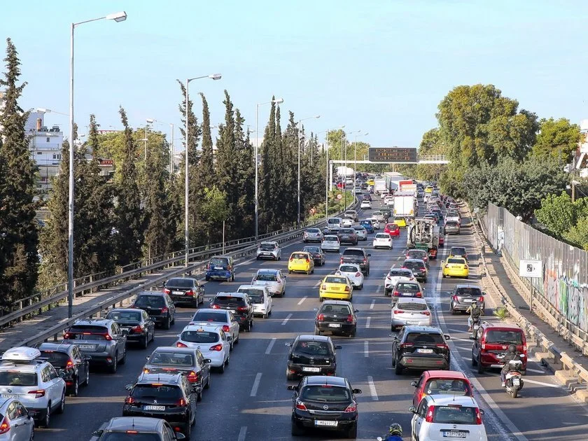 Νέες οδηγίες της ΑΑΔΕ για τα τέλη κυκλοφορίας – Τι πρέπει να προσέξουν οι ιδιοκτήτες οχημάτων