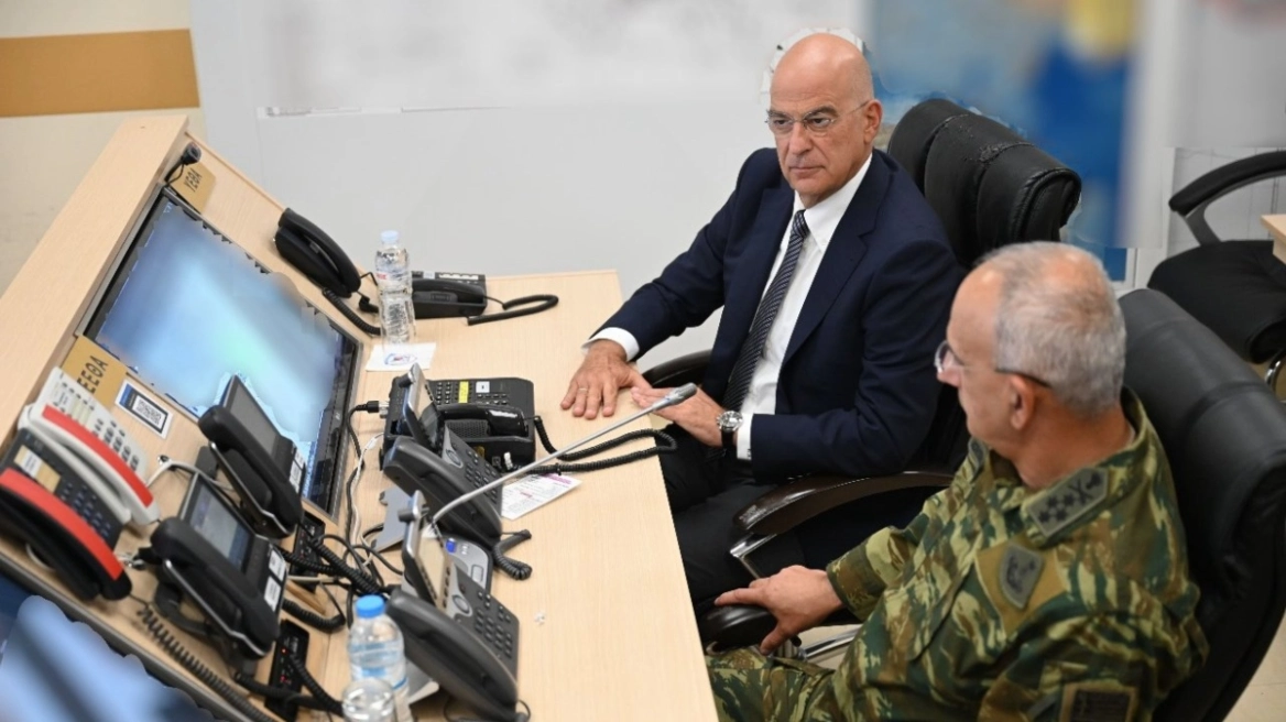 Νέες έκτακτες κρίσεις ζήτησε ο Δένδιας