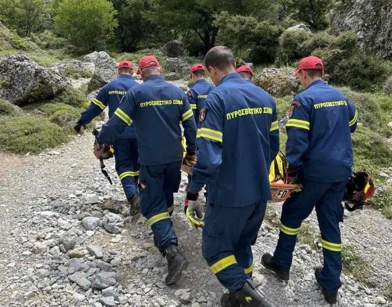 Εγκλωβισμός ατόμου σε σπήλαιο!!! Σε εξέλιξη επιχείρηση απεγκλωβισμού μεταξύ Γόννων και Καλλιπεύκης 